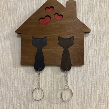 Intra απο ξύλο plywood 3mm-4mm πάχος - Μπρελόκ γάτας Δίασταση 5x5 cm Intraeaxys-voq2g4qo - Image 1