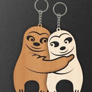 Intra απο ξύλο plywood 3mm-4mm πάχος - Μπρελόκ Penguin Δίασταση 5x5 cm Intraeaxys-joedyed1 - Image 1