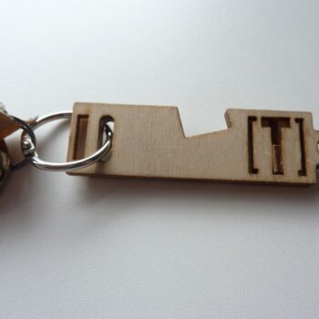 Intra απο ξύλο plywood 3mm-4mm πάχος - Βάση τηλεφώνου με μπρελόκ Δίασταση 5x5 cm Intraeaxys-lopqz257 - Image 4