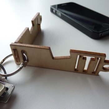 Intra απο ξύλο plywood 3mm-4mm πάχος - Βάση τηλεφώνου με μπρελόκ Δίασταση 5x5 cm Intraeaxys-lopqz257 - Image 5