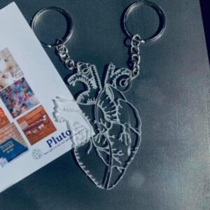 Intra απο ξύλο plywood 3mm-4mm πάχος - Χαραγμένο μπρελόκ δύο καρδιών Δίασταση 5x5 cm Intraeaxys-p7ymqg27