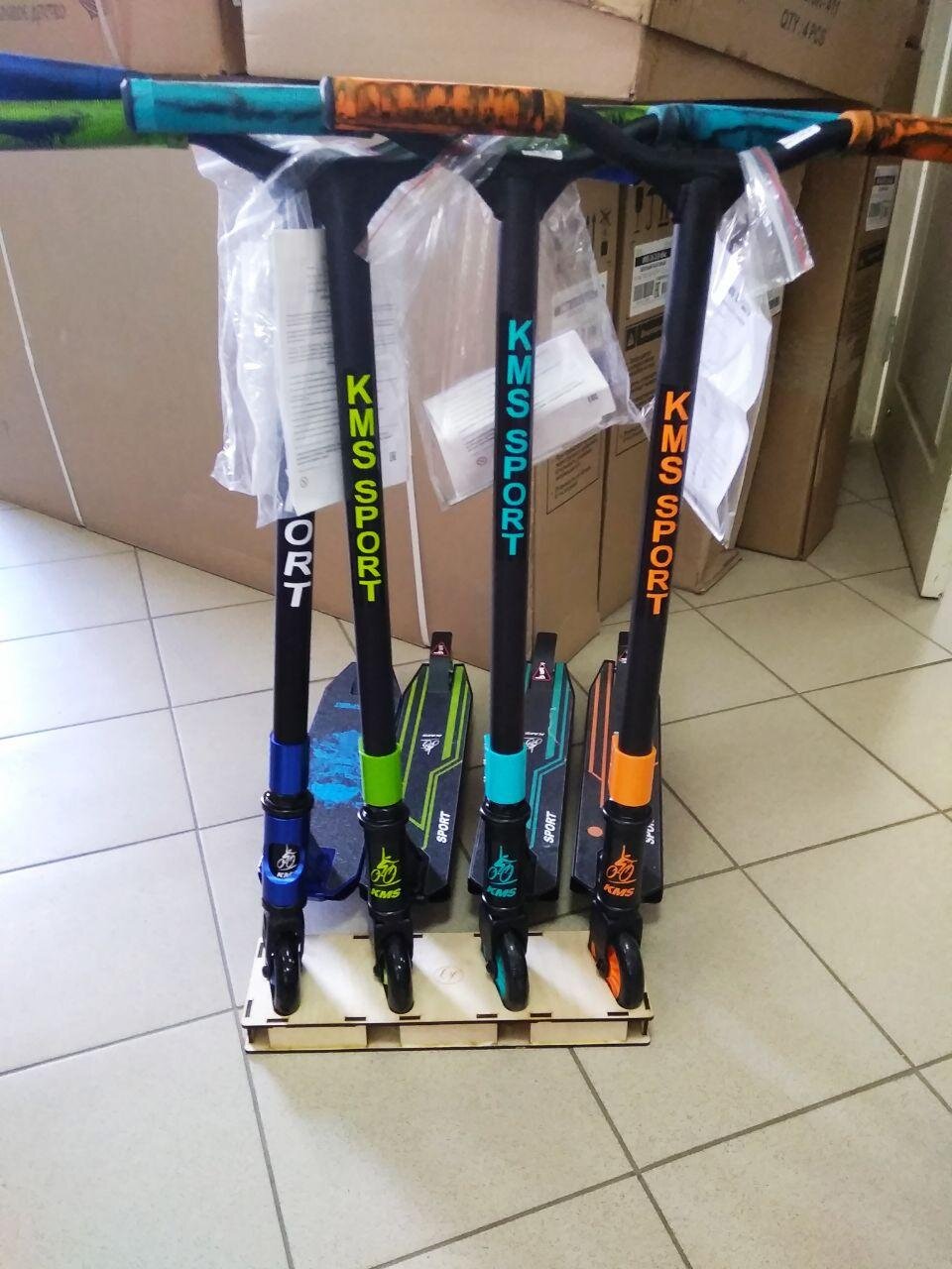 Intra απο ξύλο plywood 3mm-4mm πάχος - Ξύλινη σχάρα ποδηλάτου βάσης σκούτερ Δίασταση 30x30 cm Intraeaxys-yon0qng7