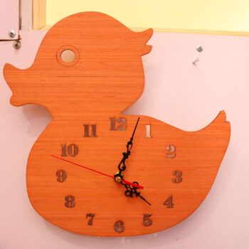 Intra απο ξύλο plywood 3mm-4mm πάχος - Ρολόι τοίχου πάπιας Διακόσμηση παιδικού δωματίου Δίασταση 30x30 cm Intraeaxys-6o3ypk37 - Image 5