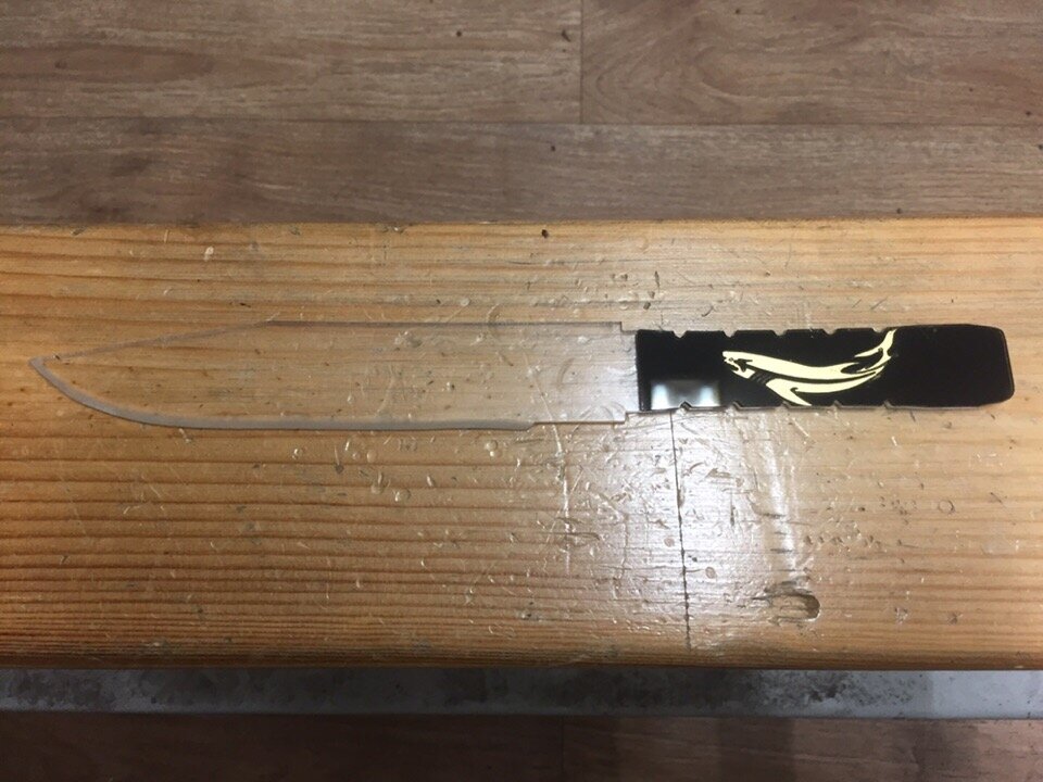 Intra απο ξύλο plywood 3mm-4mm πάχος - Μαχαίρι από πλεξιγκλάς Δίασταση 30x30 cm Intraeaxys-67wln4w1