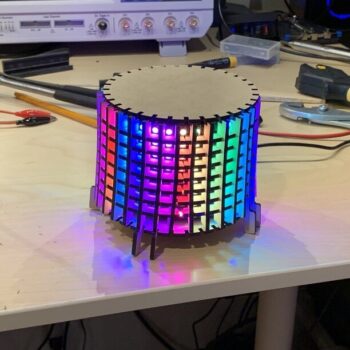 Intra απο ξύλο plywood 3mm-4mm πάχος - Ξύλινο φωτιστικό Matrix Δίασταση 30x30 cm Intraeaxys-voq2gq5o - Image 1