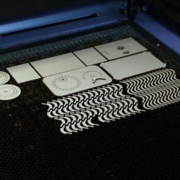 Intra απο ξύλο plywood 3mm-4mm πάχος - Λάμπα Edison με Dimmer Δίασταση 30x30 cm Intraeaxys-91jkdypo - Image 3