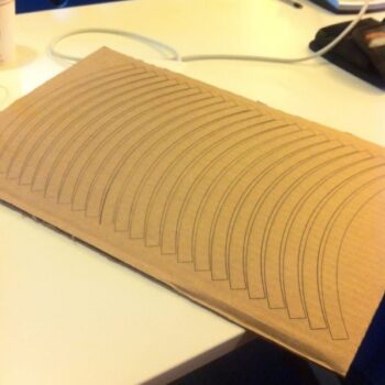 Intra απο ξύλο plywood 3mm-4mm πάχος - Λάμπα από χαρτόνι κυλίνδρου (17 ιντσών) Δίασταση 30x30 cm Intraeaxys-ro6dql27 - Image 4