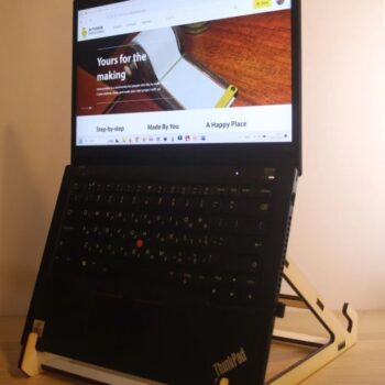 Intra απο ξύλο plywood 3mm-4mm πάχος - Βάση φορητού υπολογιστή διπλής γωνίας Δίασταση 30x30 cm Intraeaxys-voqdlqd1 - Image 1