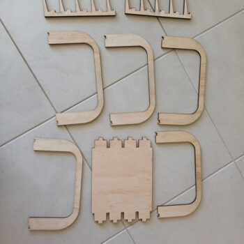 Intra απο ξύλο plywood 3mm-4mm πάχος - Βάση για tablet και φορητό υπολογιστή iPad Δίασταση 30x30 cm Intraeaxys-eo0qwxw1 - Image 4