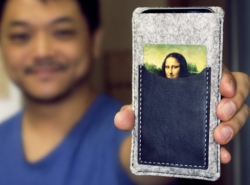 Intra απο ξύλο plywood 3mm-4mm πάχος - Κάλυμμα iPhone από τσόχα και δέρμα Δίασταση 30x30 cm Intraeaxys-eo058w51