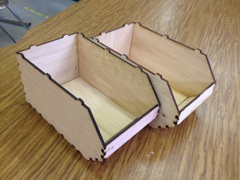 Intra απο ξύλο plywood 3mm-4mm πάχος - Μεγάλοι κάδοι ανταλλακτικών Linbin Δίασταση 30x30 cm Intraeaxys-r7vd5mk7