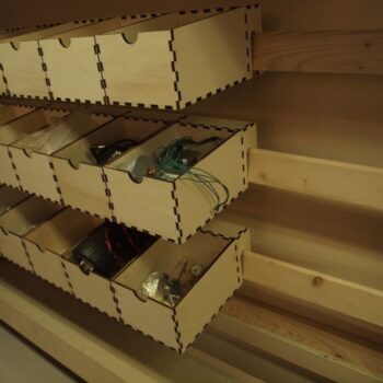 Intra απο ξύλο plywood 3mm-4mm πάχος - Κρεμάσιμο Organizer Δίασταση 30x30 cm Intraeaxys-6o3842q1 - Image 3