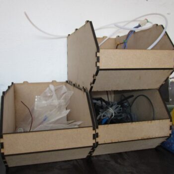 Intra απο ξύλο plywood 3mm-4mm πάχος - Big Linbin Rackable, στοιβαζόμενος κάδος αποθήκευσης Δίασταση 30x30 cm Intraeaxys-d1lm2vyo - Image 1