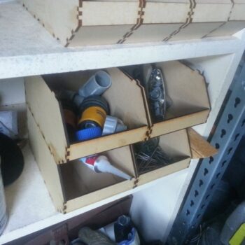 Intra απο ξύλο plywood 3mm-4mm πάχος - Στοιβαζόμενο Linbin χωρίς βίδες Δίασταση 30x30 cm Intraeaxys-yonem0xo - Image 1