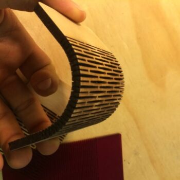 Intra απο ξύλο plywood 3mm-4mm πάχος - Παραμετρική εύκαμπτη κοπή ξύλου Δίασταση 30x30 cm Intraeaxys-r1z02rwo - Image 1