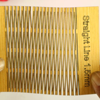 Intra απο ξύλο plywood 3mm-4mm πάχος - Μοτίβο μεντεσέ Ζωντανή Ευθεία γραμμή 1,5mm Δίασταση 30x30 cm Intraeaxys-yon08np7 - Image 5