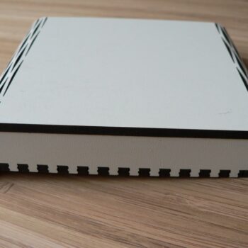 Intra απο ξύλο plywood 3mm-4mm πάχος - Ξύλινο κοσμηματοπωλείο με ζωντανούς μεντεσέδες Δίασταση 30x30 cm Intraeaxys-yon0nvp7 - Image 1