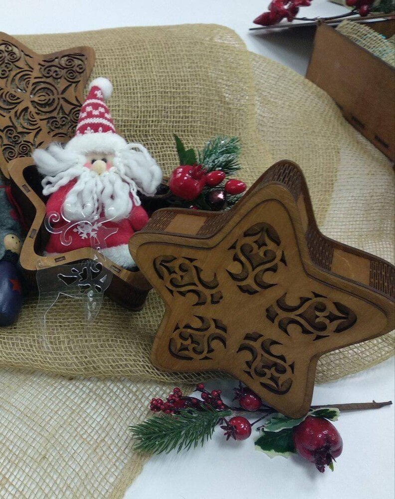 Intra απο ξύλο plywood 3mm-4mm πάχος - Ξύλινο κουτί σε σχήμα αστεριού 3mm Δίασταση 30x30 cm Intraeaxys-51rrp4r1