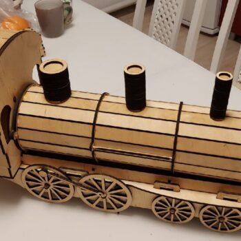 Intra απο ξύλο plywood 3mm-4mm πάχος - Κιβώτιο δώρου για θήκη φιαλών κρασιού μηχανής ατμομηχανής ή τρένου Δίασταση 30x30 cm Intraeaxys-6o3y69q7 - Image 4