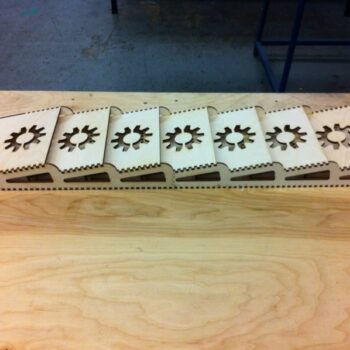 Intra απο ξύλο plywood 3mm-4mm πάχος - Επιτοίχιο ράφι περιοδικών Δίασταση 30x30 cm Intraeaxys-eoxlw0jo - Image 4