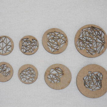 Intra απο ξύλο plywood 3mm-4mm πάχος - Ξύλινα κουμπιά Δίασταση 30x30 cm Intraeaxys-lopqy4x7 - Image 3