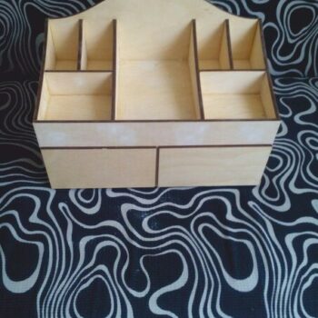 Intra απο ξύλο plywood 3mm-4mm πάχος - Οργανωτής γραφείου Δίασταση 30x30 cm Intraeaxys-91jvkg1m - Image 1