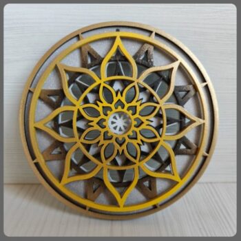 Intra απο ξύλο plywood 3mm-4mm πάχος - Μάνταλα πολλαπλών στρώσεων Δίασταση 30x30 cm Intraeaxys-e1gkdx8o - Image 1