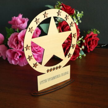 Intra απο ξύλο plywood 3mm-4mm πάχος - Τρόπαιο Wooden Star Award Δίασταση 30x30 cm Intraeaxys-voq2jjeo - Image 5