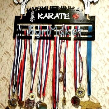 Intra απο ξύλο plywood 3mm-4mm πάχος - Επίδειξη μεταλλίων καράτε Δίασταση 30x30 cm Intraeaxys-6o3ygn37 - Image 1