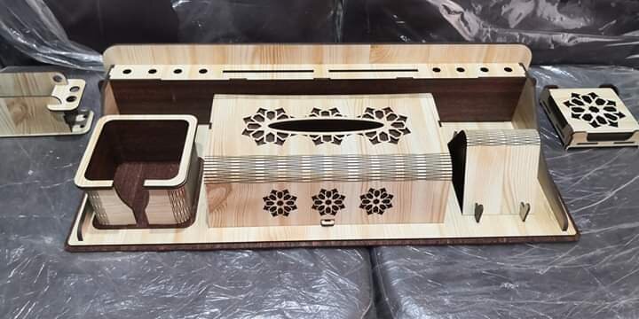 Intra απο ξύλο plywood 3mm-4mm πάχος - Creative Desk Organizer με θήκη για μαρκαδόρο Tissue Box Δίασταση 30x30 cm Intraeaxys-r7vmyw27