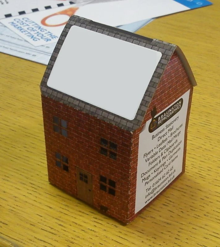 Intra απο ξύλο plywood 3mm-4mm πάχος - Χάρτινο Κουτιά Δίασταση 30x30 cm Intraeaxys-51r8qr07