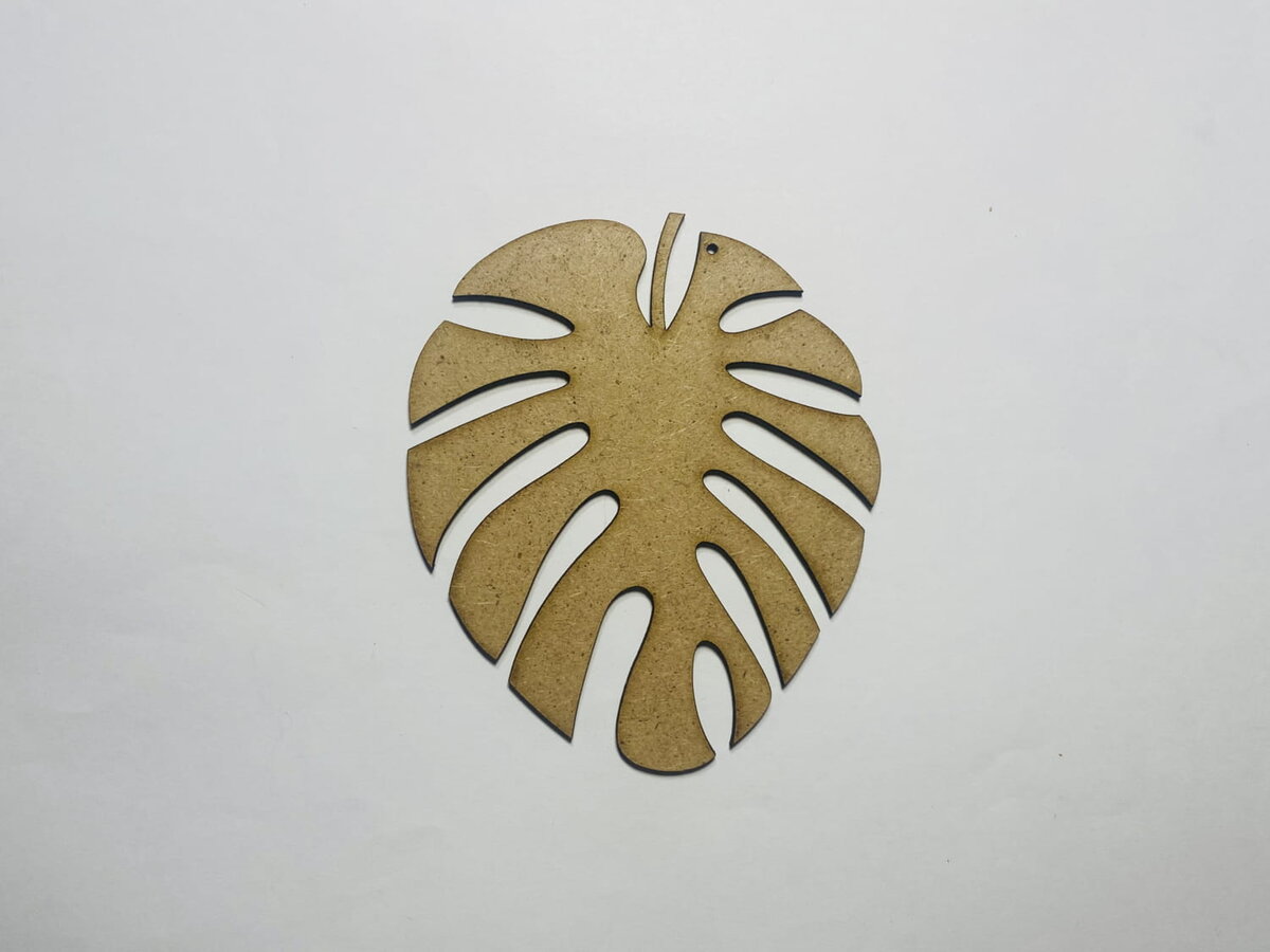 Intra απο ξύλο plywood 3mm-4mm πάχος - Monstera Cutout Ημιτελές Ξύλο Monstera σχήμα Δίασταση 30x30 cm Intraeaxys-91jdgjl1