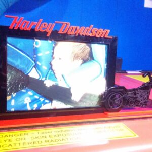 Intra απο ξύλο plywood 3mm-4mm πάχος - Κορνίζα μοτοσυκλέτας Harley Davidson Δίασταση 30x30 cm Intraeaxys-m1d6pp37