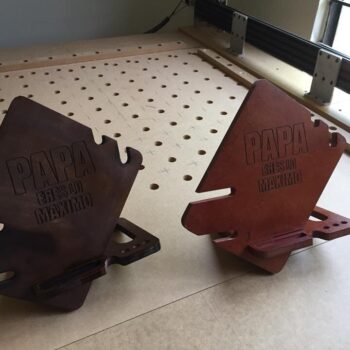 Intra απο ξύλο plywood 3mm-4mm πάχος - Σταθμός σύνδεσης κινητού τηλεφώνου Δίασταση 30x30 cm Intraeaxys-m1d6wey7 - Image 1