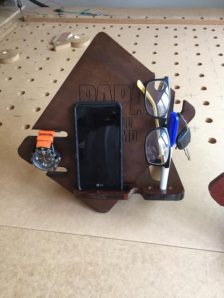 Intra απο ξύλο plywood 3mm-4mm πάχος - Wood Docking Station Δίασταση 30x30 cm Intraeaxys-voq2rwqo