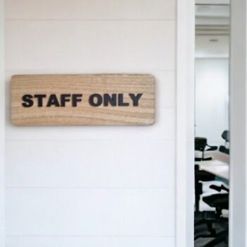 Intra απο ξύλο plywood 3mm-4mm πάχος - Σημάδι μόνο προσωπικού Δίασταση 30x30 cm Intraeaxys-lopp366o - Image 3