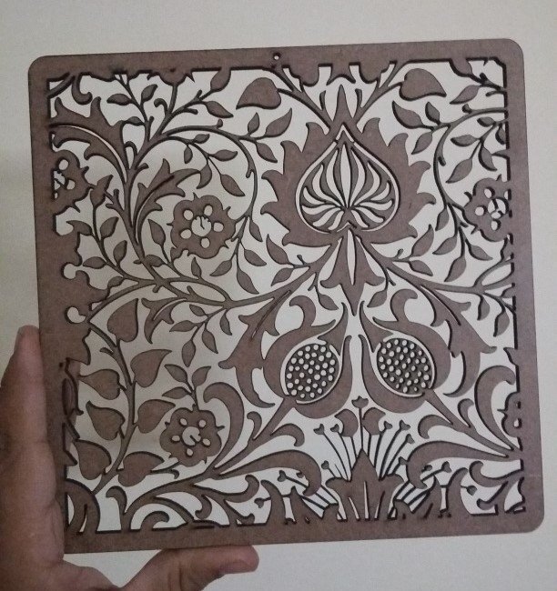 Intra απο ξύλο plywood 3mm-4mm πάχος - Floral μοτίβο σιλουέτας Δίασταση 30x30 cm Intraeaxys-voqdl4q1