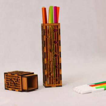 Intra απο ξύλο plywood 3mm-4mm πάχος - Ξύλινη μολυβοθήκη Δίασταση 30x30 cm Intraeaxys-d1lvllyo - Image 9