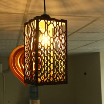 Intra απο ξύλο plywood 3mm-4mm πάχος - Ξύλινο μενταγιόν φως αφηρημένο σχέδιο Δίασταση 30x30 cm Intraeaxys-p7ympp67 - Image 9