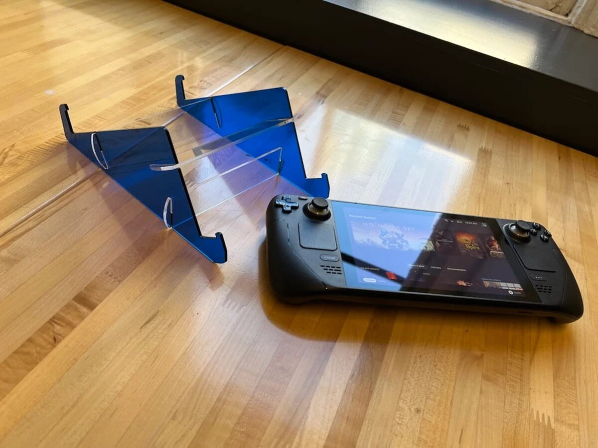 Intra απο ξύλο plywood 3mm-4mm πάχος - Stream Deck Stand Δίασταση 30x30 cm Intraeaxys-joed2581