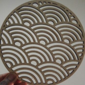 Intra απο ξύλο plywood 3mm-4mm πάχος - Ξύλινα Trivets Seigaiha Δίασταση 30x30 cm Intraeaxys-eo4y4eyo - Image 1