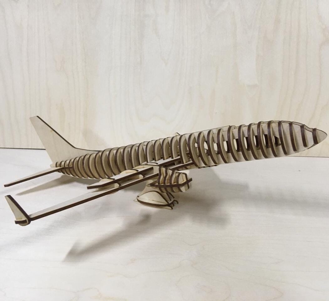 Intra απο ξύλο plywood 3mm-4mm πάχος - Τρισδιάστατο μοντέλο αεροπλάνου Δίασταση 30x30 cm Intraeaxys-r1z2y0n1