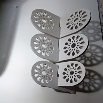 Intra απο ξύλο plywood 3mm-4mm πάχος - Βάση Κορανίου θήκης Mushaf Δίασταση 30x30 cm Intraeaxys-joedq681 - Image 1