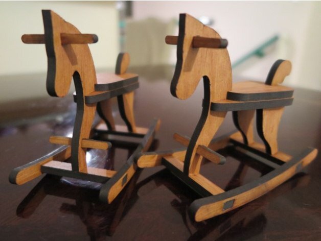 Intra απο ξύλο plywood 3mm-4mm πάχος - Κουνιστό Άλογο Δίασταση 30x30 cm Intraeaxys-075y85po