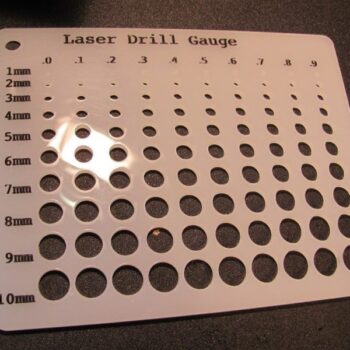 Intra απο ξύλο plywood 3mm-4mm πάχος - Μετρητής τρύπας για τερ Δίασταση 30x30 cm Intraeaxys-eo05q301 - Image 1