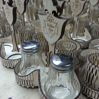 Intra απο ξύλο plywood 3mm-4mm πάχος - Δοχείο σέικερ για αλάτι και πιπέρι Δίασταση 30x30 cm Intraeaxys-67wlrq31 - Image 1