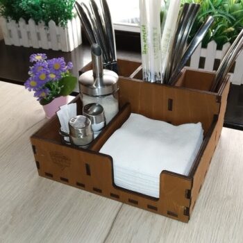 Intra απο ξύλο plywood 3mm-4mm πάχος - Ξύλινη θήκη για μαχαιροπίρουνα και χαρτοπετσέτες με σέικερ για αλάτι και πιπέρι 6mm Δίασταση 30x30 cm Intraeaxys-6o3yz8p7 - Image 1