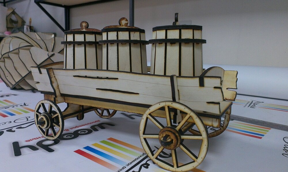 Intra απο ξύλο plywood 3mm-4mm πάχος - Ξύλινη θήκη για αλάτι και πιπέρι Ξύλινο καρότσι βαρελιού κρασιού Δίασταση 30x30 cm Intraeaxys-91jdq6p1