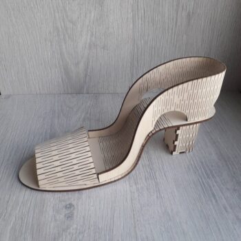 Intra απο ξύλο plywood 3mm-4mm πάχος - Πρότυπο παπουτσιών Δίασταση 30x30 cm Intraeaxys-r1z2qqp1 - Image 1