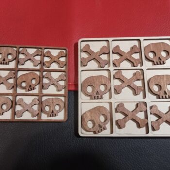 Intra απο ξύλο plywood 3mm-4mm πάχος - Ξύλινο επιτραπέζιο παιχνίδι Tic Tac Toe Δίασταση 30x30 cm Intraeaxys-zo9yn4r7 - Image 1